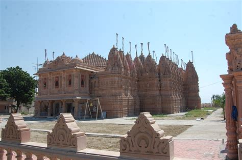 Bhadreshwar Jain Temple,Kutch Photo by Dayaram Jansari, Bhuj Kutch. Bhadreshwar village, Taluka ...