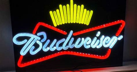 Budweiser Neon Effect Sign by PWFK | Download free STL model | Printables.com