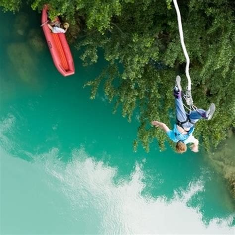 Pros & Cons of Bungee Jumping | Healthfully