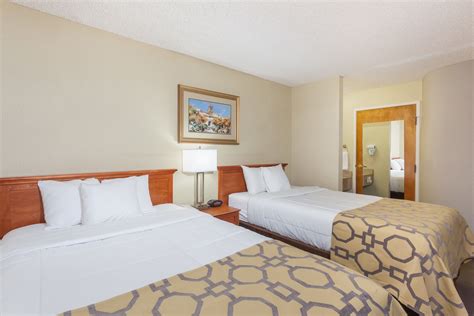 Baymont by Wyndham Barstow Historic Route 66 | Barstow, CA Hotels