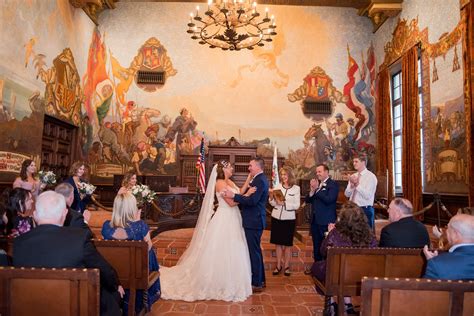 THE SANTA BARBARA COURTHOUSE "MURAL ROOM" — Santa Barbara Classic Weddings