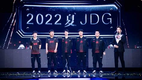 JD Gaming wins LPL Summer 2022 finals off a macro decision | ONE Esports