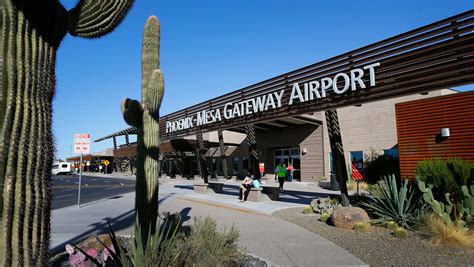 Phoenix Mesa Gateway Airport: Ultimate guide to parking, hotels, food