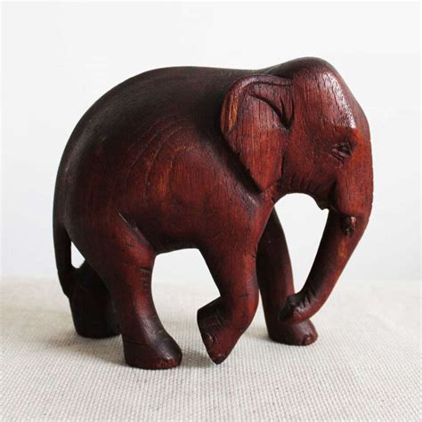 15+ Best Simple Wood Elephanre Carving Photos in 2020 | Wooden elephant, Elephant carving, Hand ...