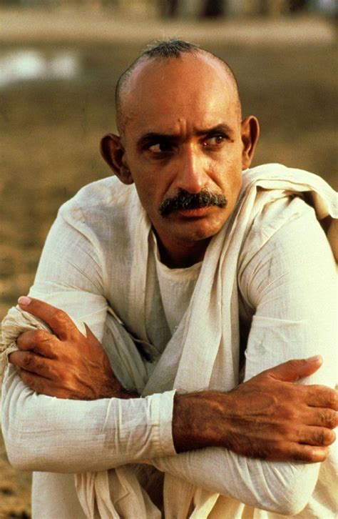 Ben Kingsley in Gandhi (1982) | Ben kingsley, Film lovers, Hollywood actor