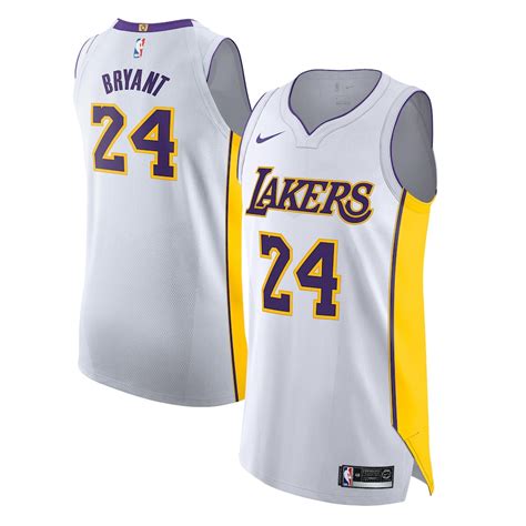 Lakers White And Blue Jersey : Lakers officially unveil baby blue 'MPLS' throwback ... : Cheer ...