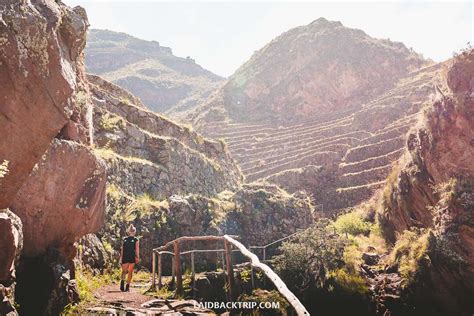 Pisac Ruins and Pisac Market: A Day Trip from Cusco — LAIDBACK TRIP