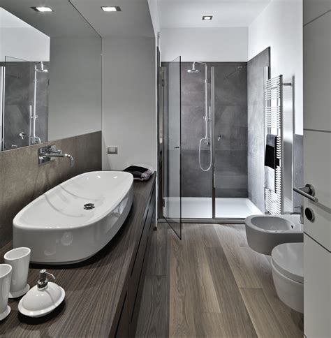 Does Laminate make the Best Bathroom Flooring? - The Carpet Guys