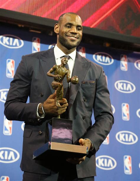 Opinion: LeBron James to win 2015-16 MVP | Sports | newsrecord.org