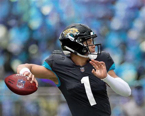 Justin Fields jersey swap : r/Jaguars