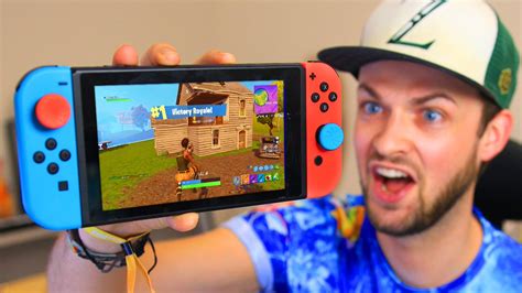 I played fortnite on the nintendo switch... and it's just stupid...! 😂 ...