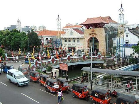 Pasar Baru, Jakarta | Market, Timings, Entry Fees | Holidify