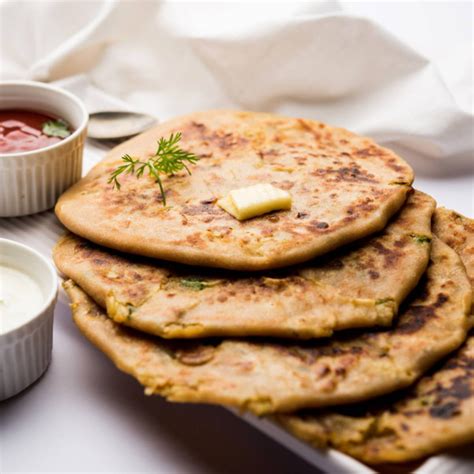 Top 15 Different Types of Parathas - Top 15