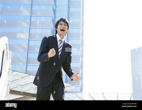 Victory pose hi-res stock photography and images - Alamy