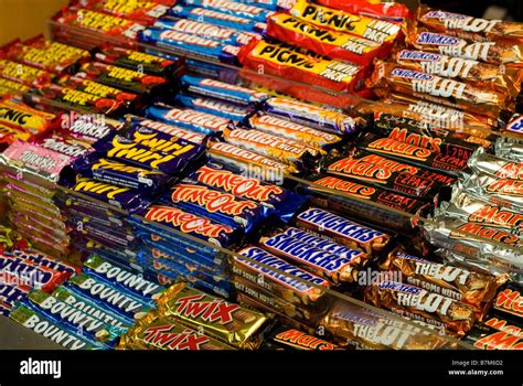 chocolate bars on display Stock Photo: 21957070 - Alamy