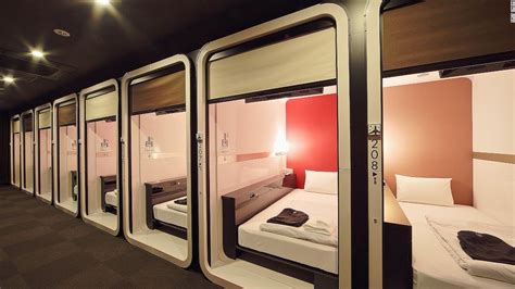 관련 이미지 | Capsule hotel, Pod hotels, Hotel room design