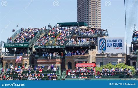 Wrigley Field Rooftop Seating Editorial Stock Image - Image of rooftop ...