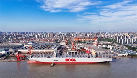 OOCL receives new 24,000+ TEU container ship - Container News