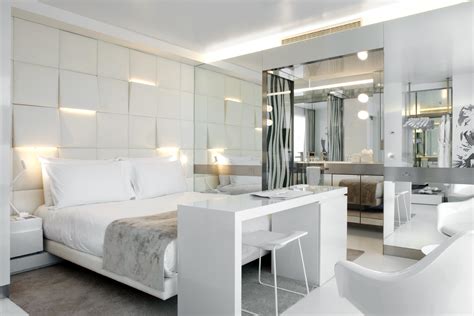 Hotel The Mirror Barcelona / GCA Arquitectes | ArchDaily