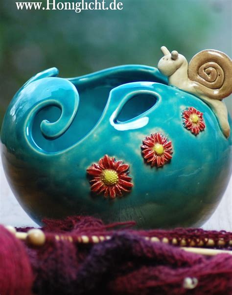 Handgefertigte Keramik in 2021 | Yarn bowl, Yarn bowls pottery, Handmade ceramics