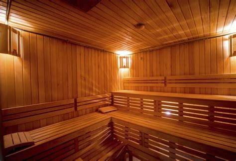 What Is a Dry Sauna? - Everything You Need to Know About Dry Saunas