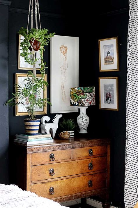 How to style a home with dark wood floors | Eclectic decor bedroom, Eclectic decor, Vintage home ...