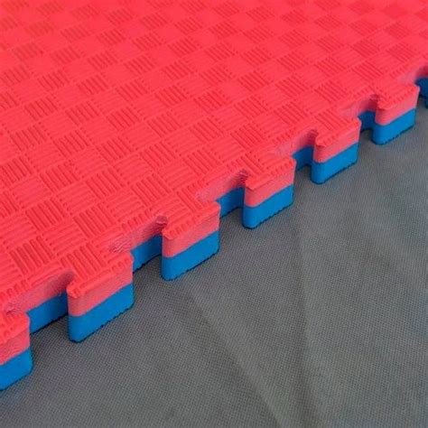 PVC Red 25mm Exercise Mats, Thickness: 20mm at Rs 750 in New Delhi | ID: 27111410955