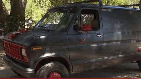 Driver of 'creepy van' near Montclair Elementary speaks out