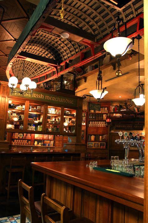 Old style Pub/Ireland | Pub interior, Pub decor, Irish pub decor