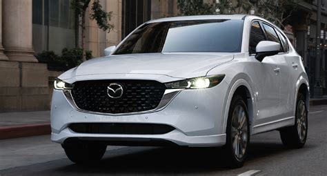 The 2023 Mazda CX-5 Has 1 Huge Advantage Over the 2023 Honda CR-V