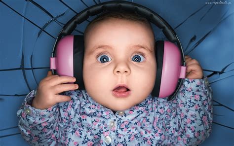 Headphones, blue eyes, baby HD wallpaper | Wallpaper Flare