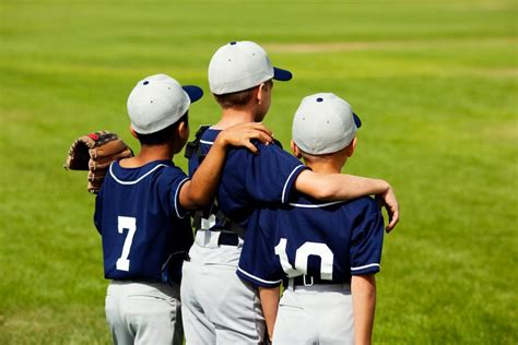 Dad Shares Safety Warning For Parents Whose Kids Play Baseball ...