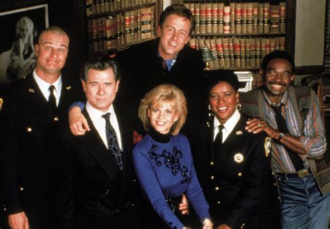 ‘Night Court’ Cast, Hollywood Pay Tribute To Harry Anderson