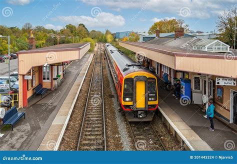 Diesel Electric Commuter Train Pulling into Warminster Railway Station ...