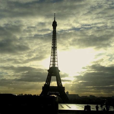 Eiffel Tower | Eiffel Tower, Paris, France, December 2012 | Dr Bob Hall | Flickr