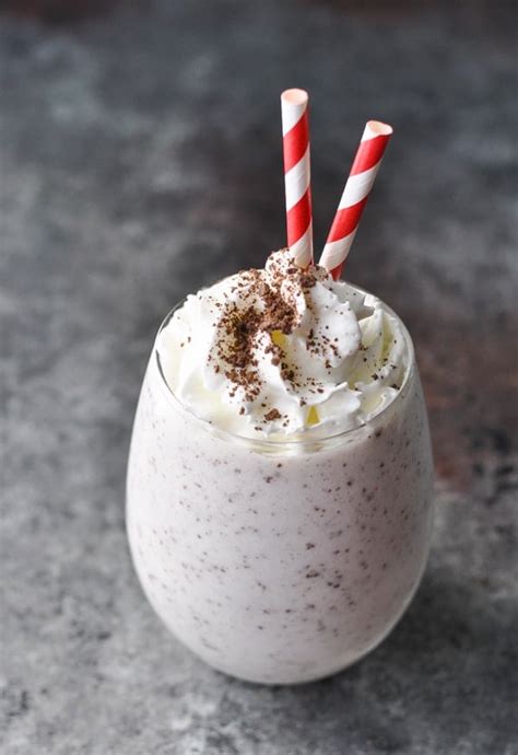 Cookies and Cream Protein Shake - The Seasoned Mom