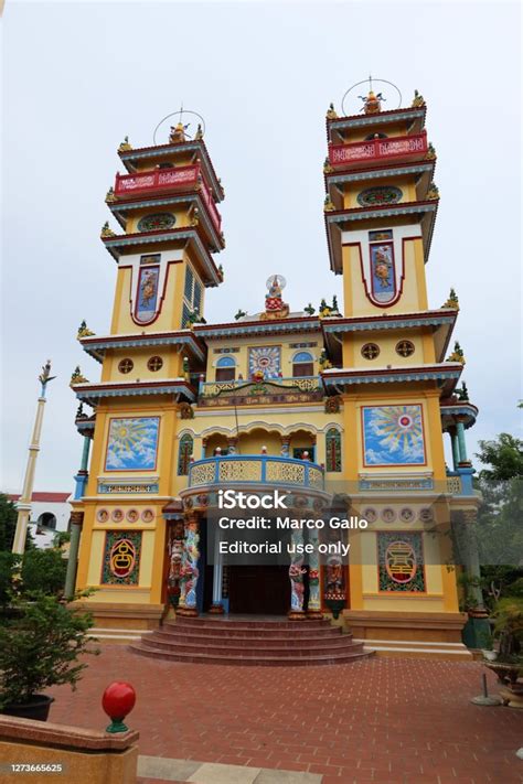 Temples Of Hoi An Vietnam Stock Photo - Download Image Now - Ancient, Antiquities, Architecture ...