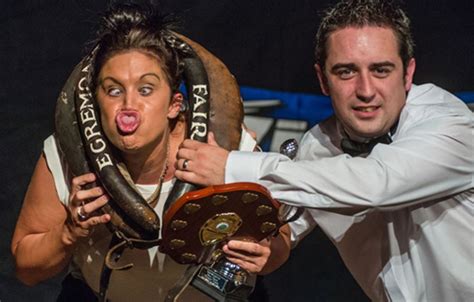 Egremont gurning at Crab Fayre - World Gurning Competition Choosing the ...