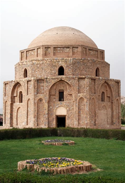 Jabaliyeh, Kerman, Iran | Ancient persian architecture, Persian architecture, Iranian architecture