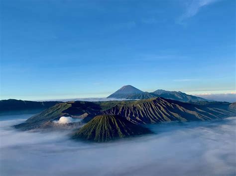 A DIY Overview to Hike Mount Bromo | Sunrise, Viewpoints, & Itinerary