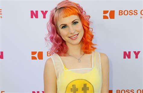 Hayley Williams Addresses The Future, Doesn't See Paramore Ever ...