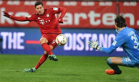 Robert Lewandowski's dream run continues as Bayern Munich beat Augsburg 3-1