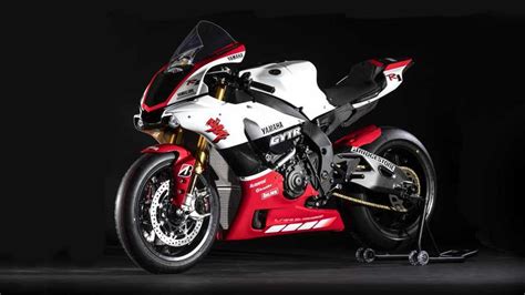 The Yamaha YZF-R1 GYTR Is The Ultimate R1