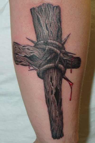 71 Cool Cross Tattoo Designs – Mens Craze