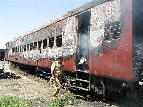 No bogie set afire to recreate 2002 Godhra train burning: Railways ...