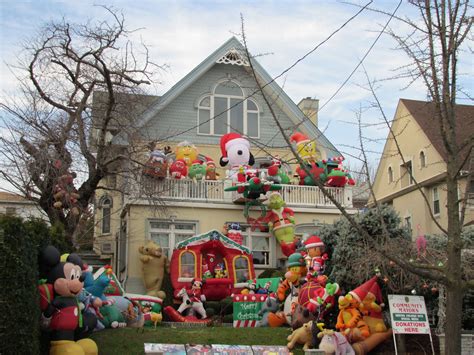 Where to See Brooklyn's Dyker Heights Christmas Lights