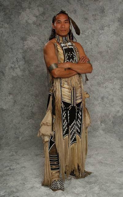 Traditional Native American Clothing Kiowa Tribe Indios Kiowas Navajo ...