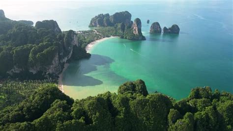 "Railay Beach" Images – Browse 13,887 Stock Photos, Vectors, and Video | Adobe Stock