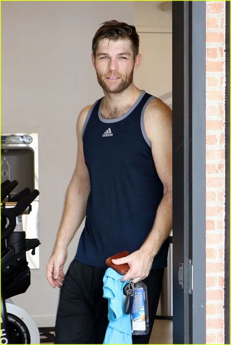 Liam McIntyre Looks Fit Heading Out of Spin Class Over Labor Day Weekend!: Photo 4138223 ...