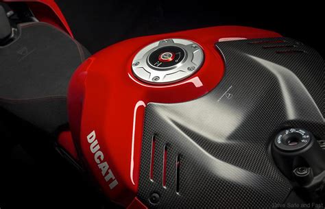 Ducati Panigale V4 engine details – Drive Safe and Fast